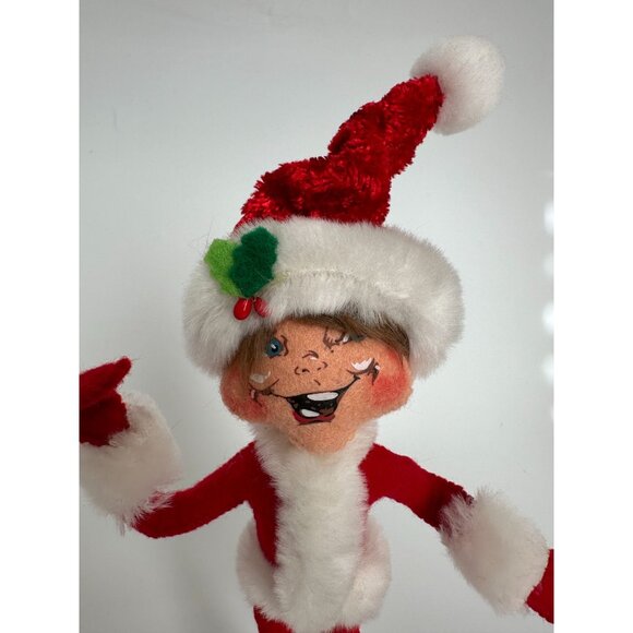 Annalee 2012 Christmas Elf Doll With Red & White Santa Outfit Holly 8 inch - Picture 7 of 8